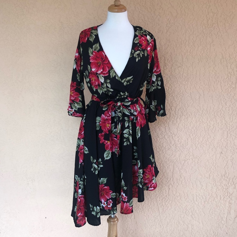 JUST CLASS. FLORAL DRESS SZ.S
